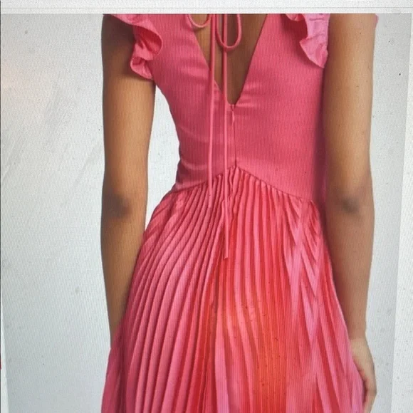 Moon river Pink satin Dress with gathered bust, pleated skirt &Ruffle Sleeve - Picture 3 of 10